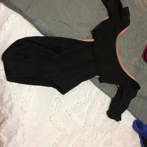 Leotard with 3/4 sleeves